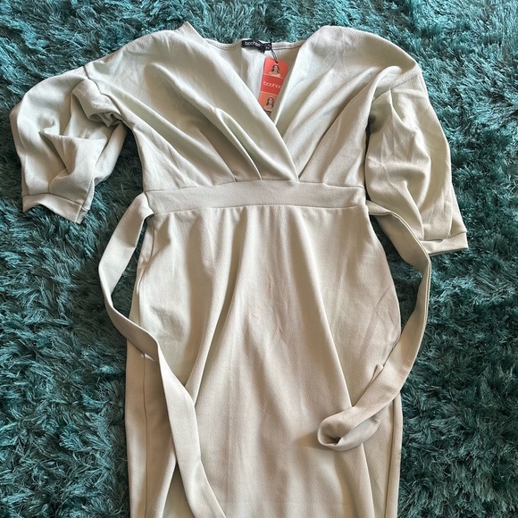 BooHoo Sage Color - Picture 4 of 5